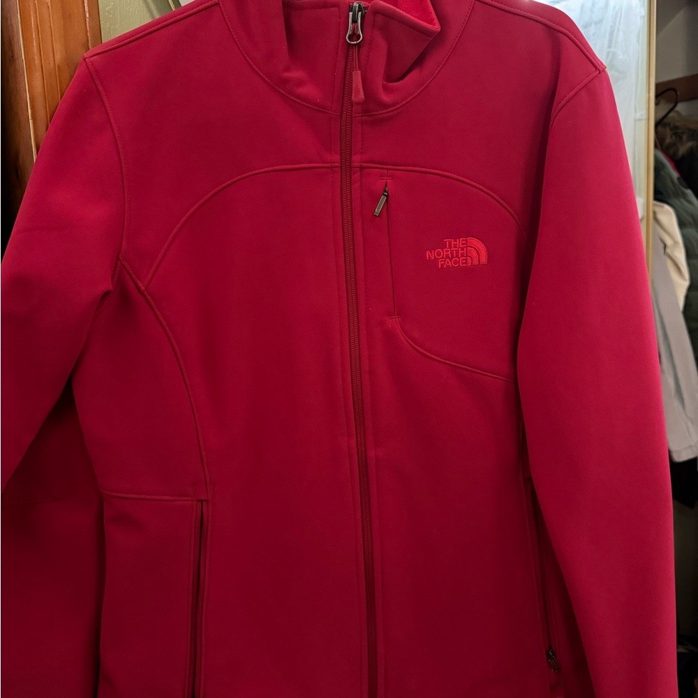 The North Face Women's Vibrant pink Ski Jacket